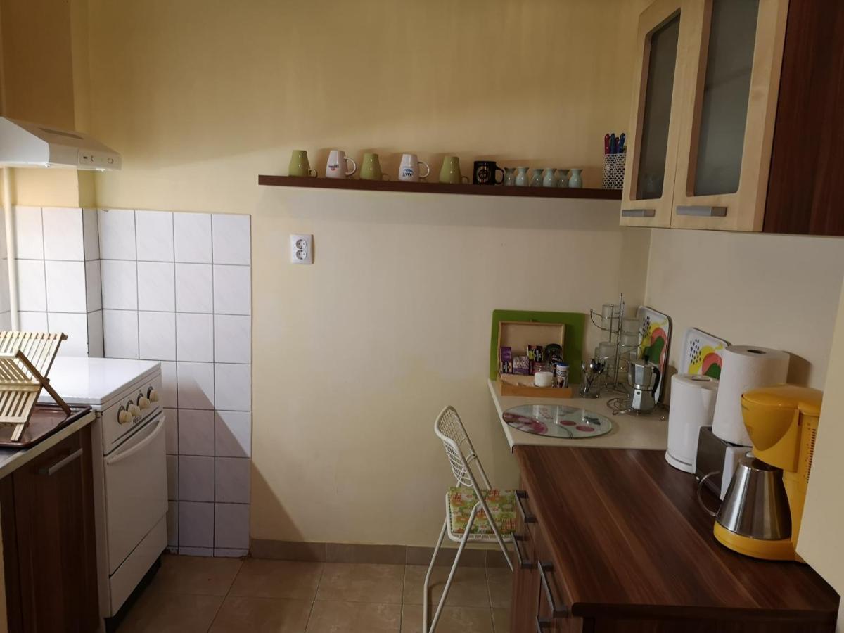 Veva Apartman - Eger Maganszallashely ภายนอก รูปภาพ