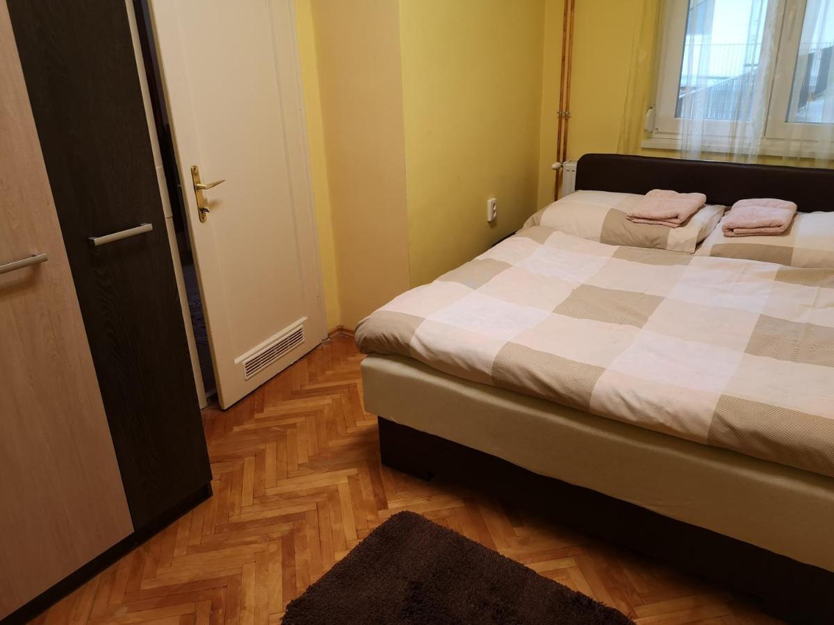 Veva Apartman - Eger Maganszallashely ภายนอก รูปภาพ